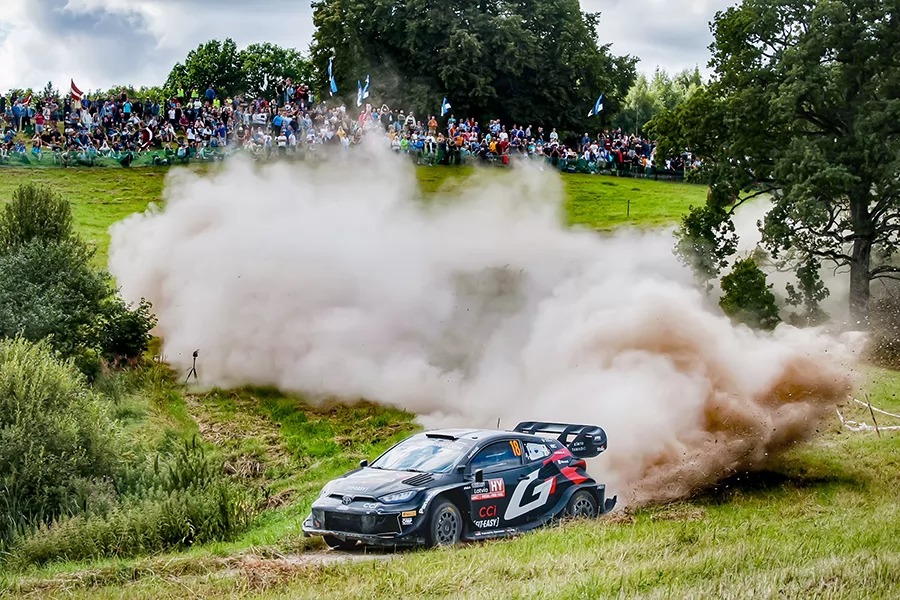 勝田貴元在氣勢正旺時遭逢意外損傷車輛，最終仍以第七作收。