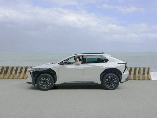 高剛性車體，8SRS氣囊